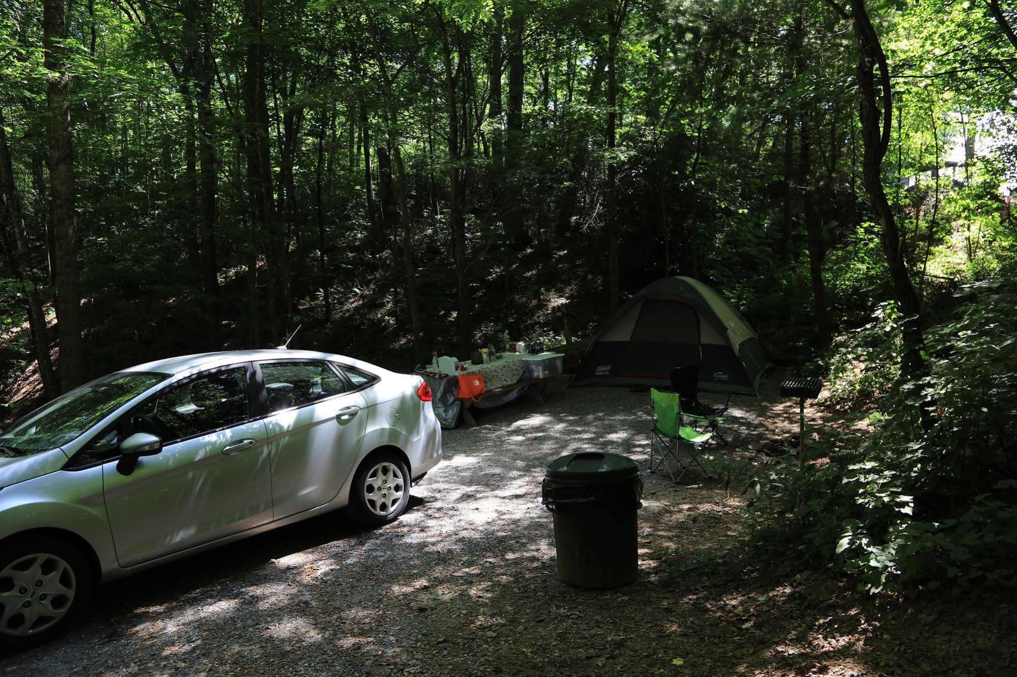 Linville Falls Campground, Rv Park, And Cabins מראה חיצוני תמונה