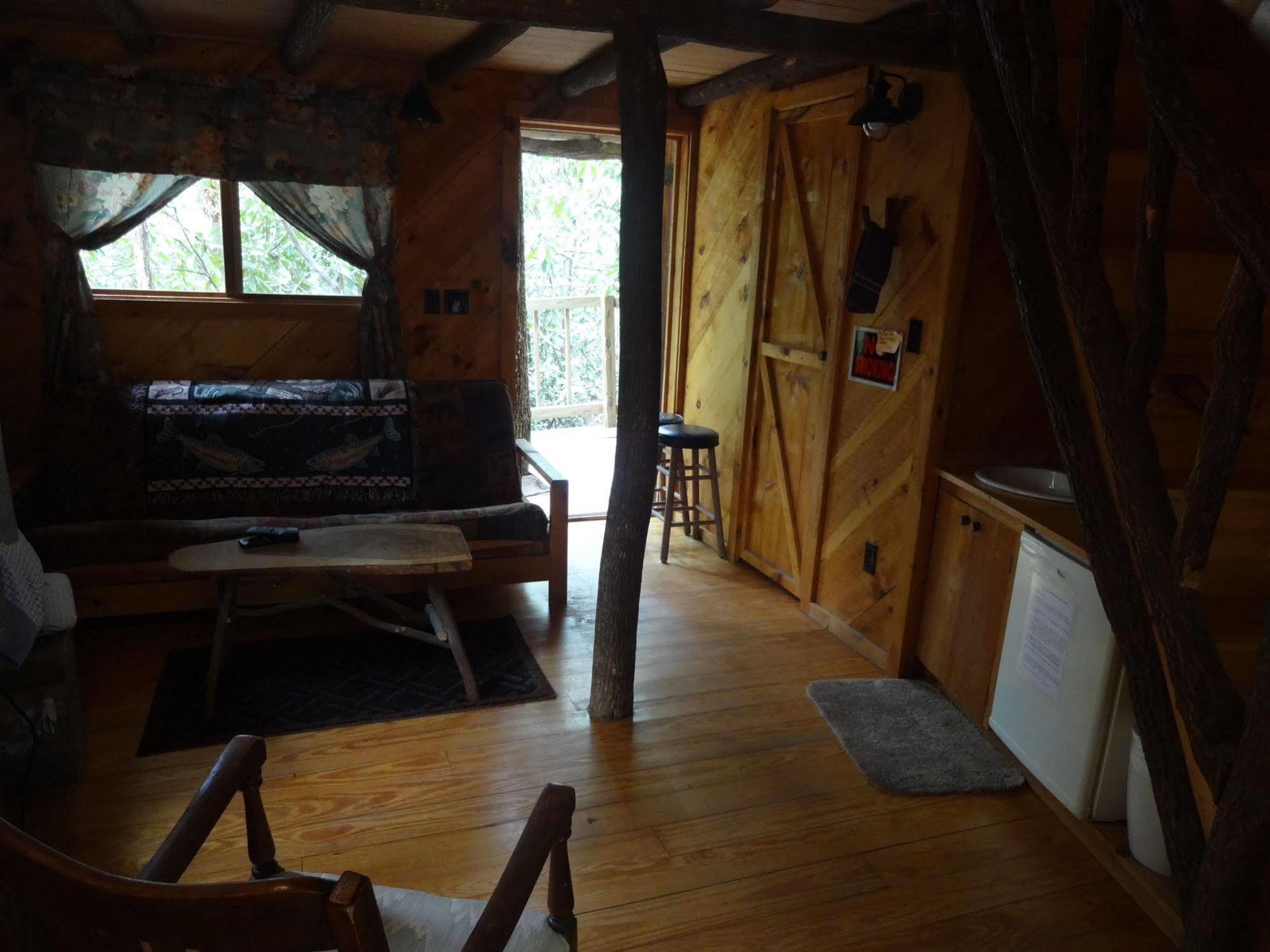 Linville Falls Campground, Rv Park, And Cabins מראה חיצוני תמונה