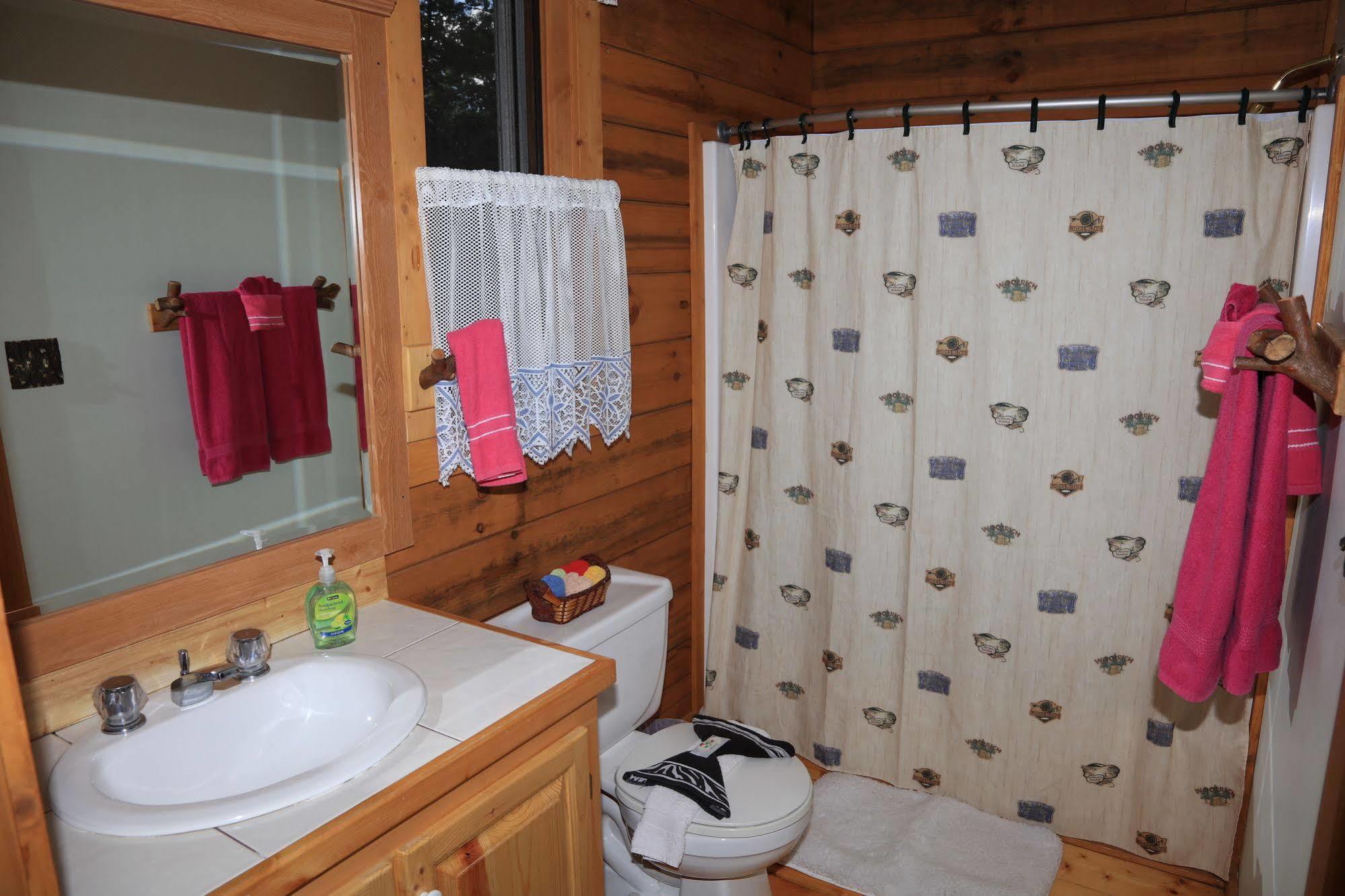Linville Falls Campground, Rv Park, And Cabins מראה חיצוני תמונה